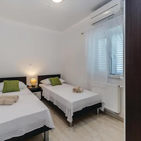 Prázdninový dům Luxurious In With Sauna *
