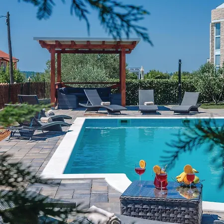 Amazing In With Sauna * Debeljak