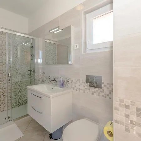 Luxurious In With Sauna * Debeljak