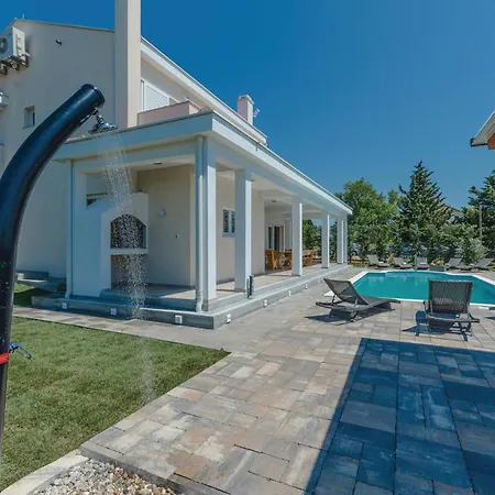 Amazing In With Sauna Prázdninový dům Debeljak