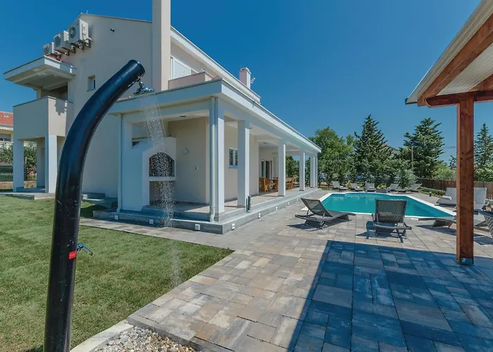 Amazing Home In Debeljak With Sauna Дом отдыха Debeljak
