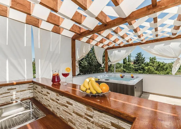 Amazing Home In Debeljak With Sauna *
