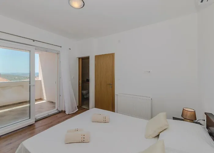 Prázdninový dům Amazing In With Sauna Debeljak