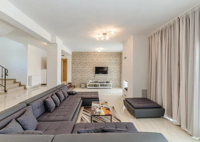 Amazing In With Sauna